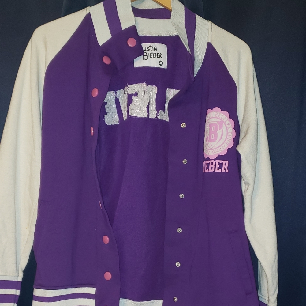 JB Jacket - Picture 3 of 3